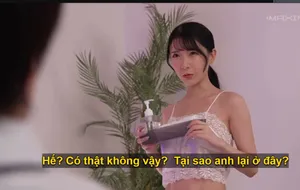 Trộm nhìn em kế hư cả gan tự sướng ngay tại phòng khách