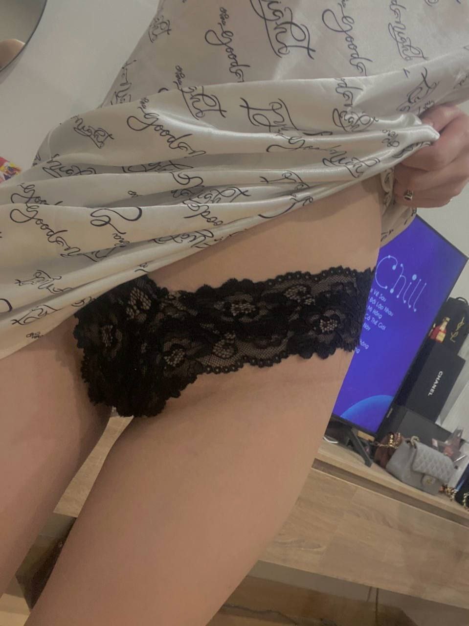 phim sex em chỉ đút vào 1 cm thôi mà
